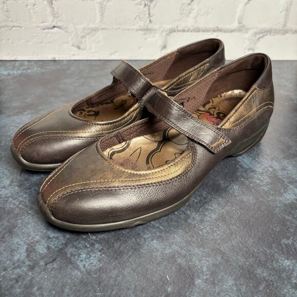 Ecco Cloud Mary Jane Flat Comfort Shoes Bronze and Brown Size 41, US 10 - Picture 1 of 7